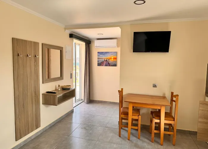 Callista Sea View Or Garden