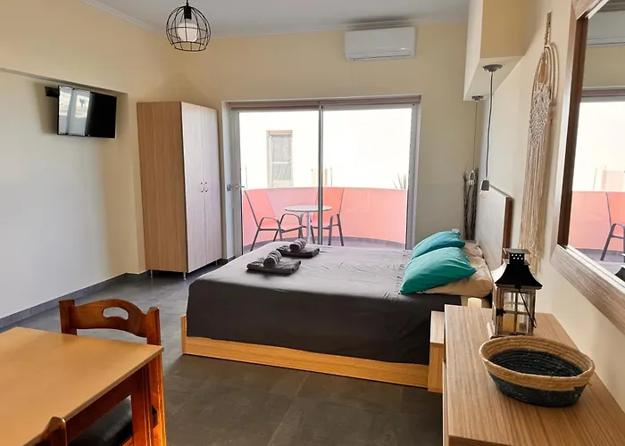 Callista Sea View Or Garden